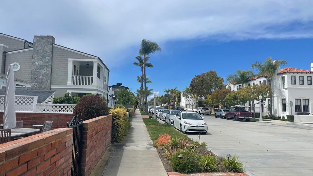 a street view on Balboa Peninsula, Newport Beach, CA